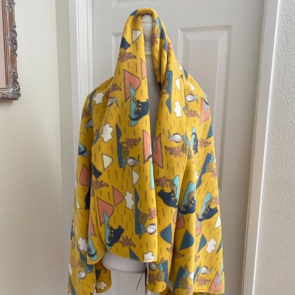 Patagonia Kid's Print Synch Blanket Volcano Dazed/Hawk Gold 45"x61" - Picture 2 of 8